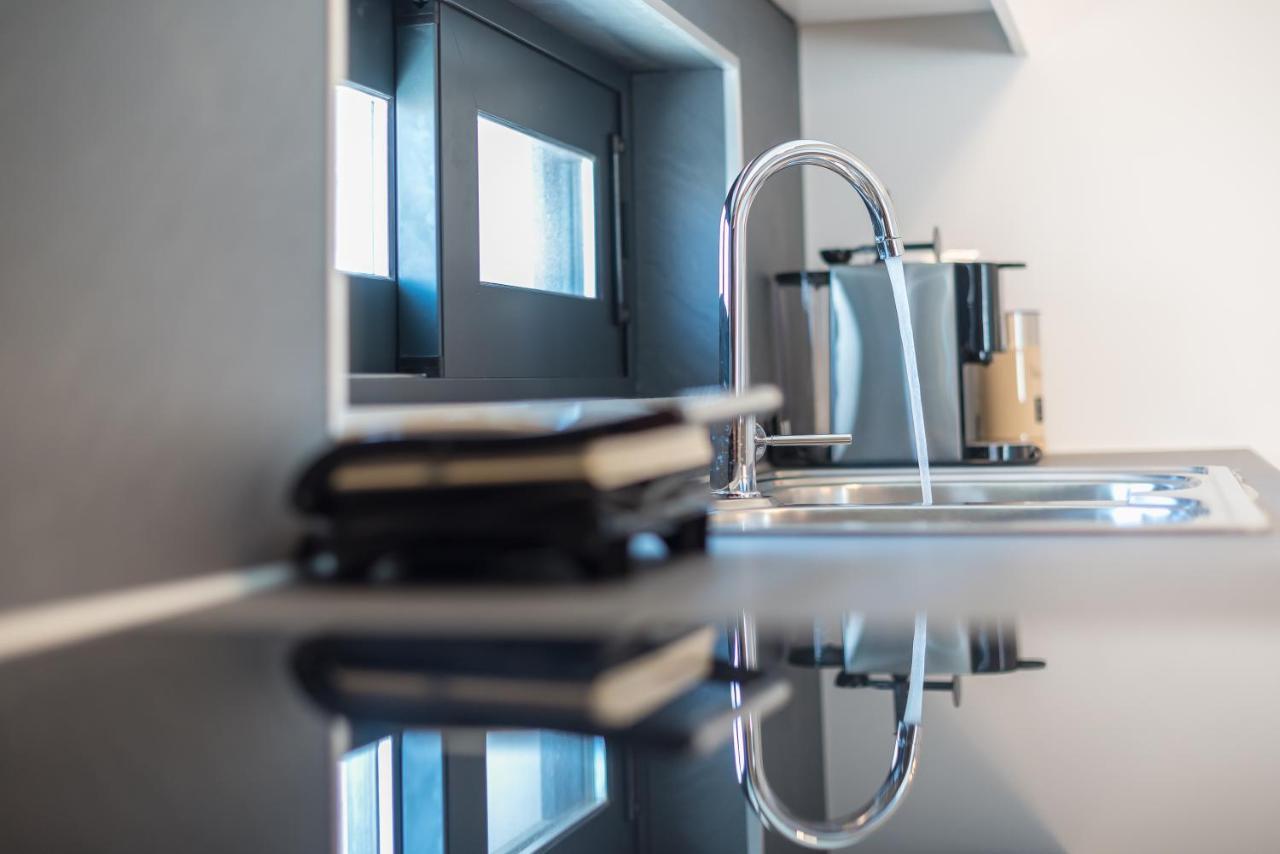 Newly Renovated Apt In The Heart Of Kerameikos Atene Esterno foto