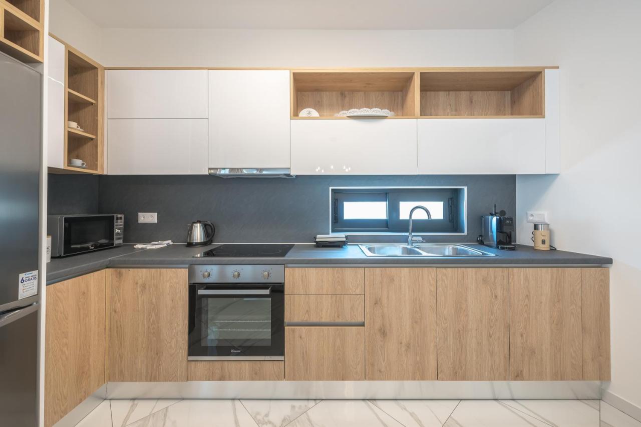 Newly Renovated Apt In The Heart Of Kerameikos Atene Esterno foto