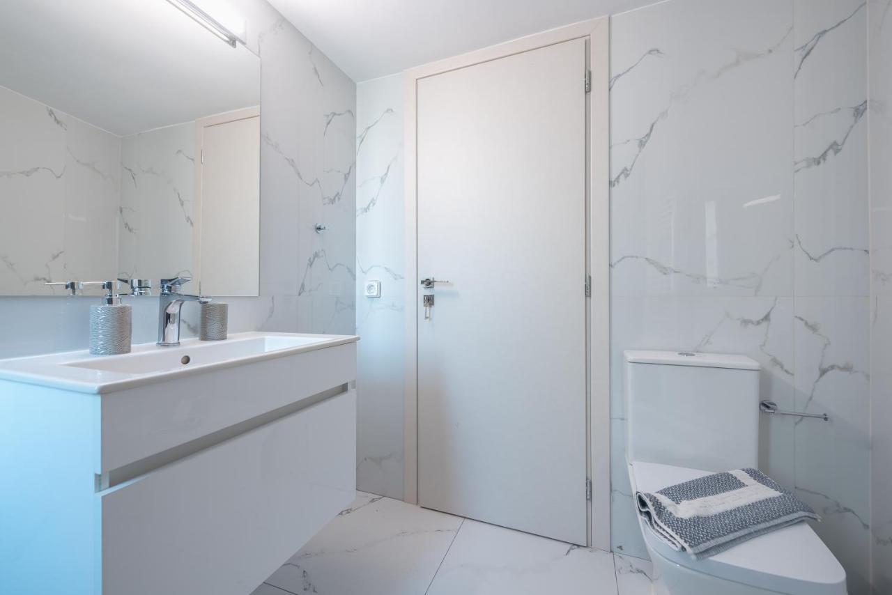 Newly Renovated Apt In The Heart Of Kerameikos Atene Esterno foto